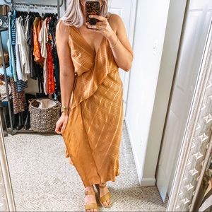 Line and Dot 🌵 Yoanna Ruffle Trim Wrap Dress